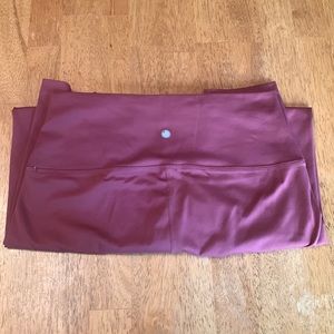Maroon Yogalicious Leggings